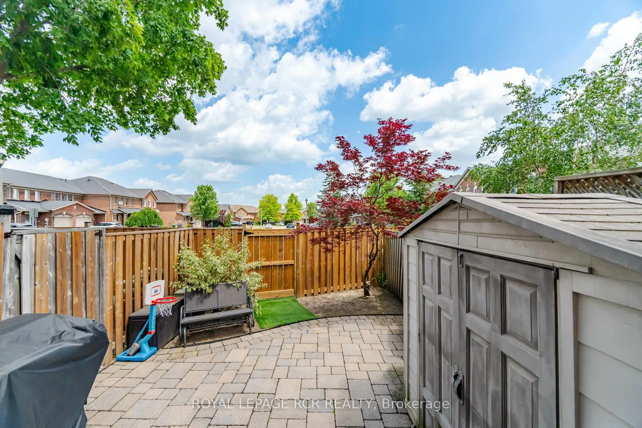 31, Alderbrook, Bolton North, Caledon