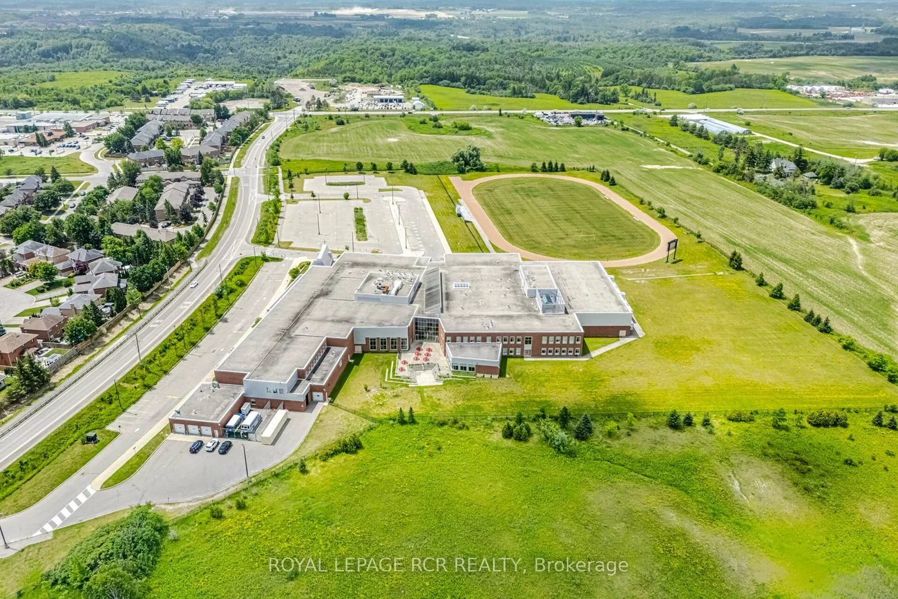 31, Alderbrook, Bolton North, Caledon