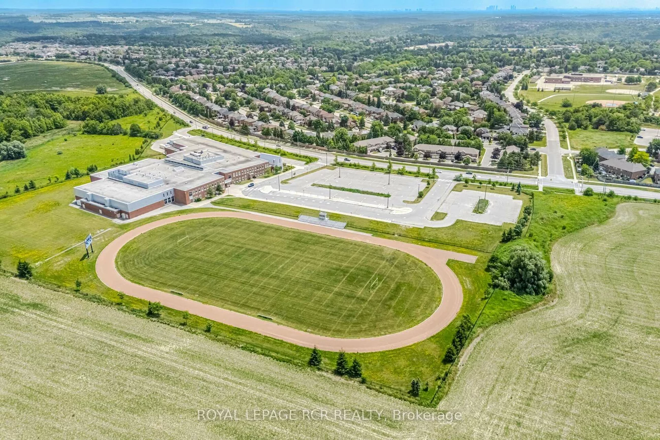 31, Alderbrook, Bolton North, Caledon