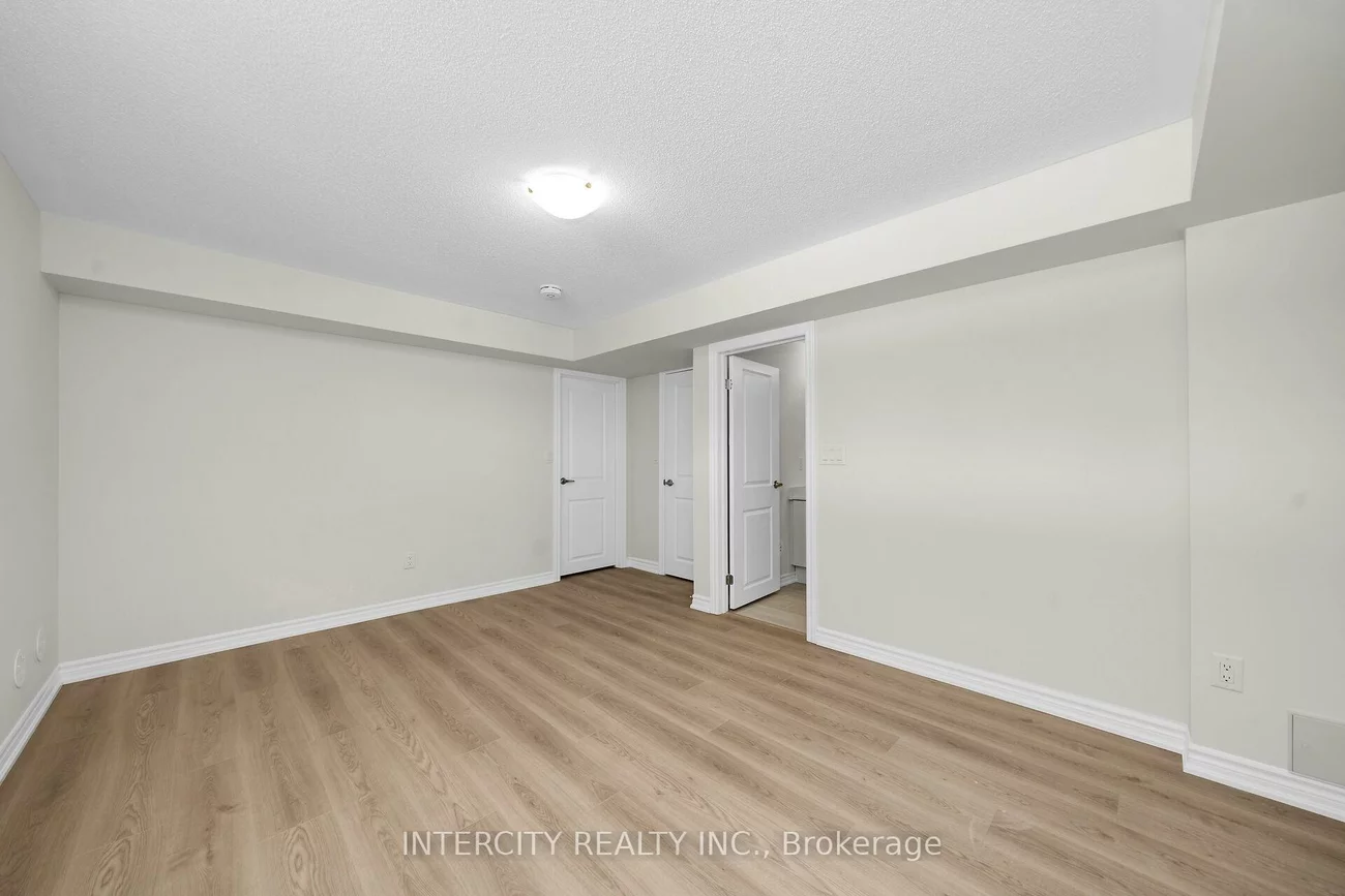 23, Vibrant, Rural Caledon, Caledon