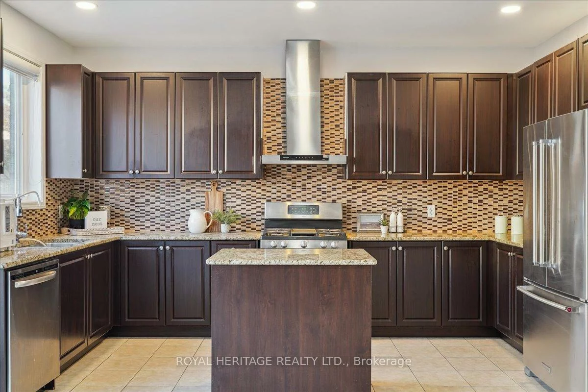 166, Olive, Holland Landing, East Gwillimbury