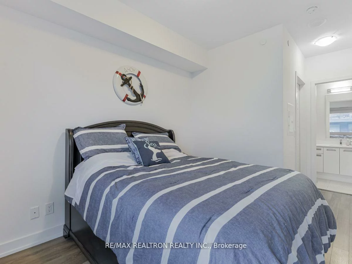 301, Sea Ray, Rural Innisfil, Innisfil