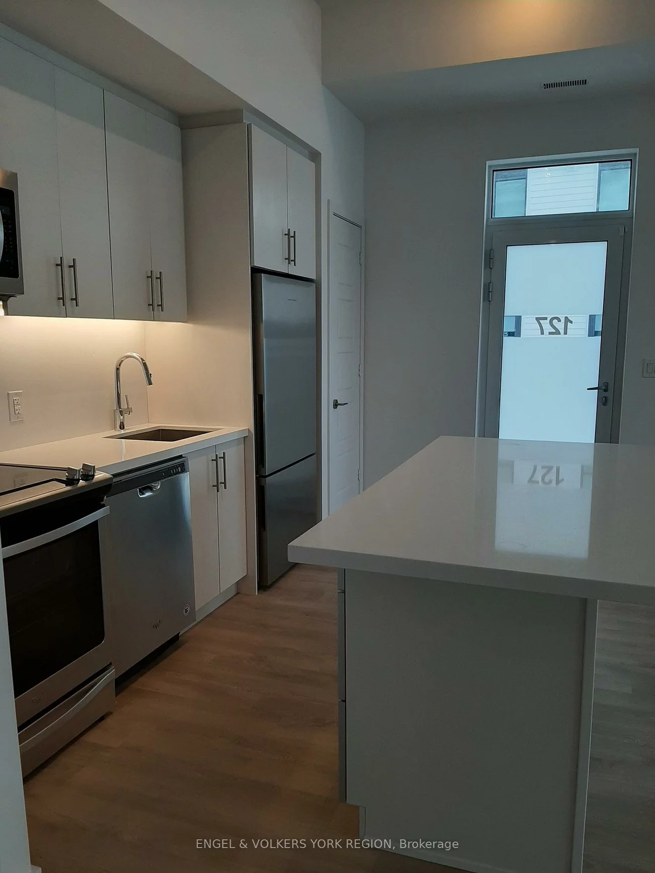 331, Broward, Rural Innisfil, Innisfil