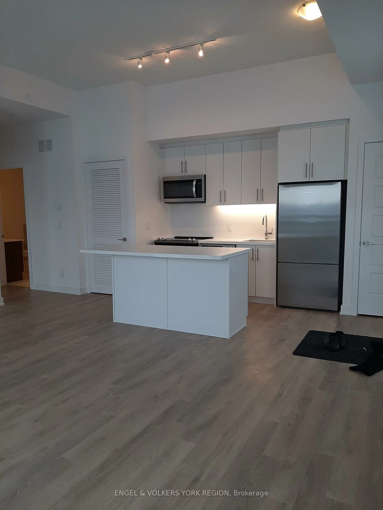 331, Broward, Rural Innisfil, Innisfil