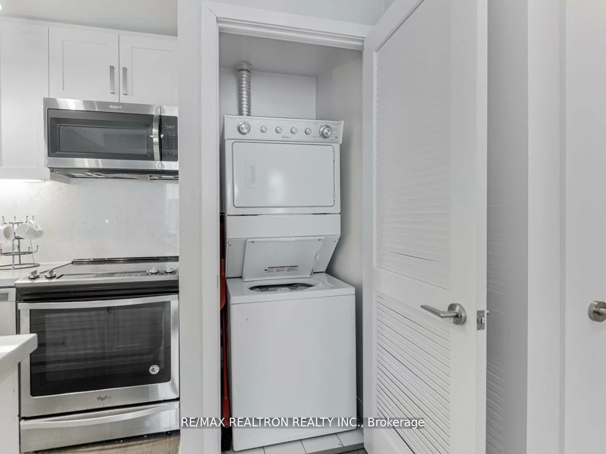 233, Broward, Rural Innisfil, Innisfil