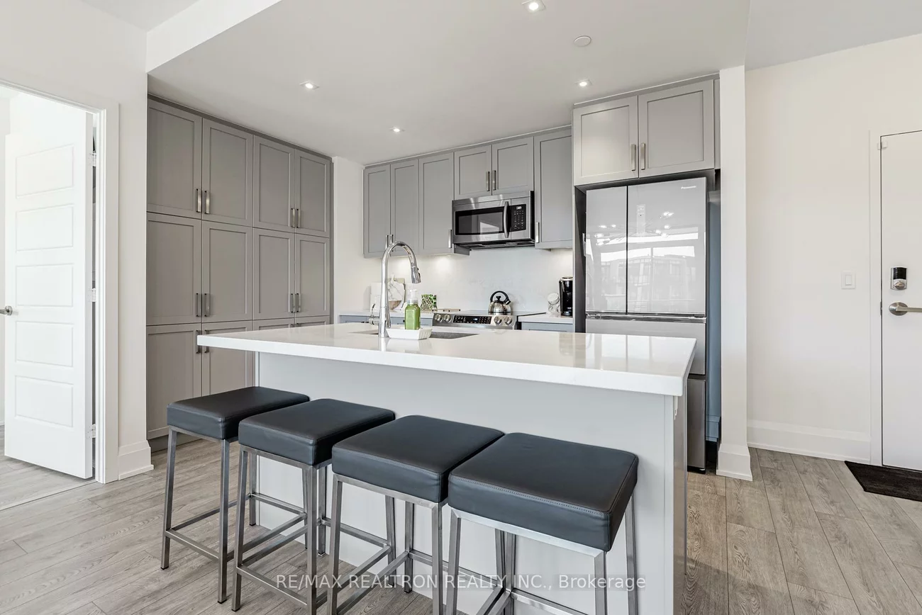 301, Sea Ray, Rural Innisfil, Innisfil