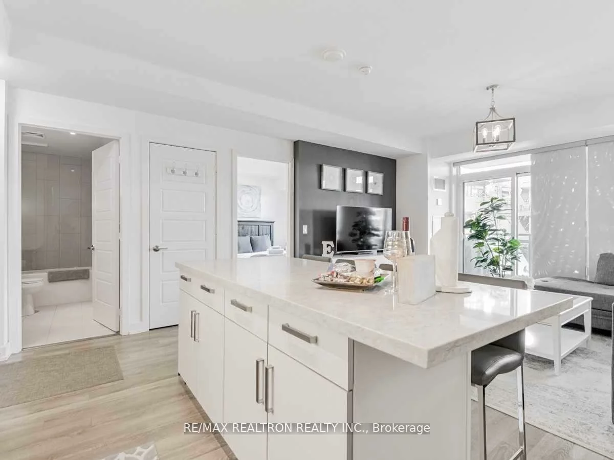 301, Sea Ray, Rural Innisfil, Innisfil