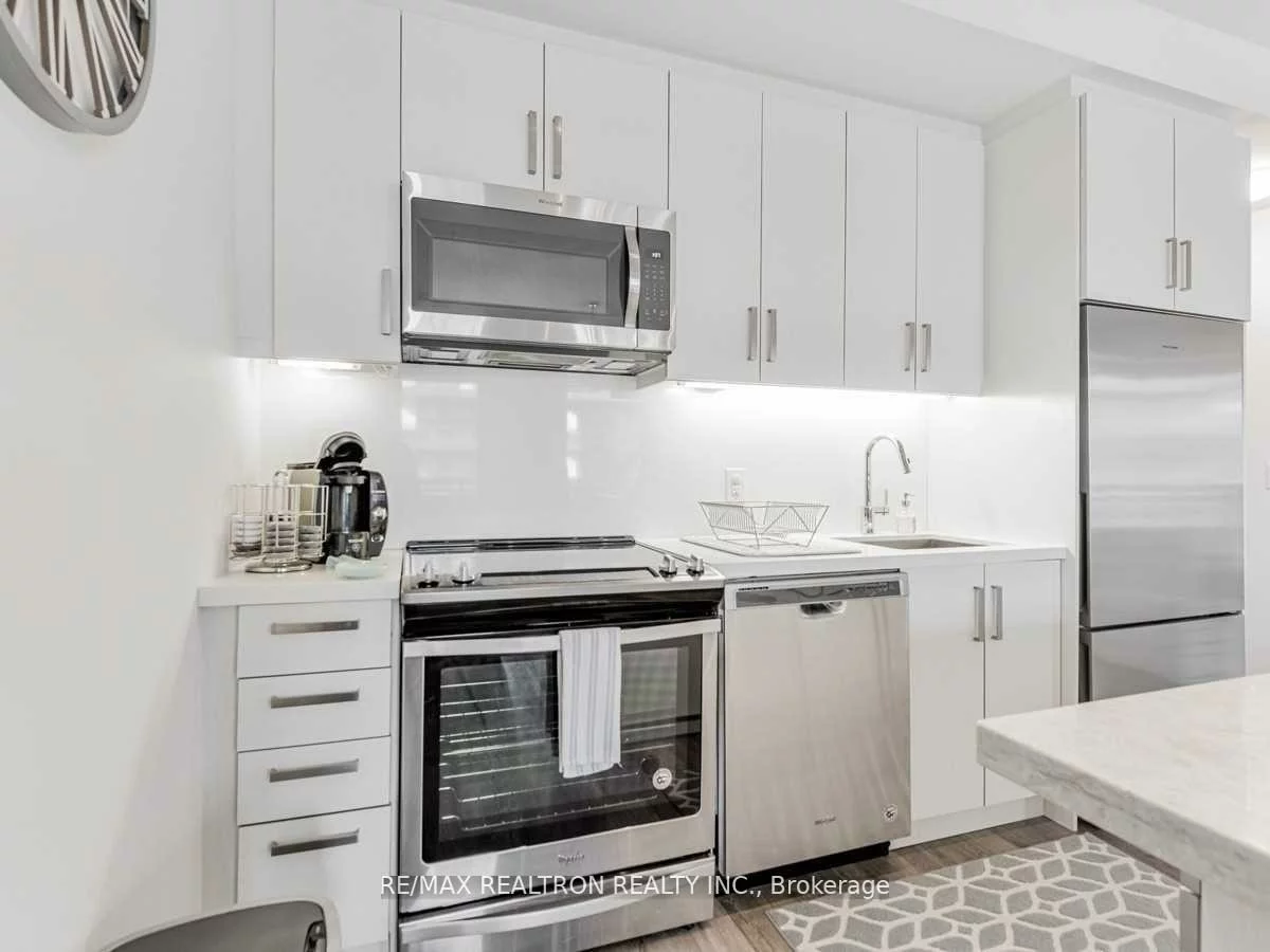 301, Sea Ray, Rural Innisfil, Innisfil