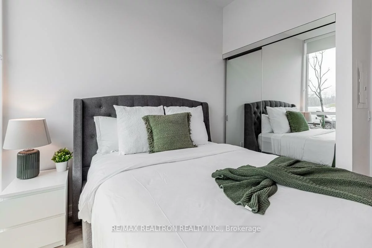 415, Sea Ray, Rural Innisfil, Innisfil