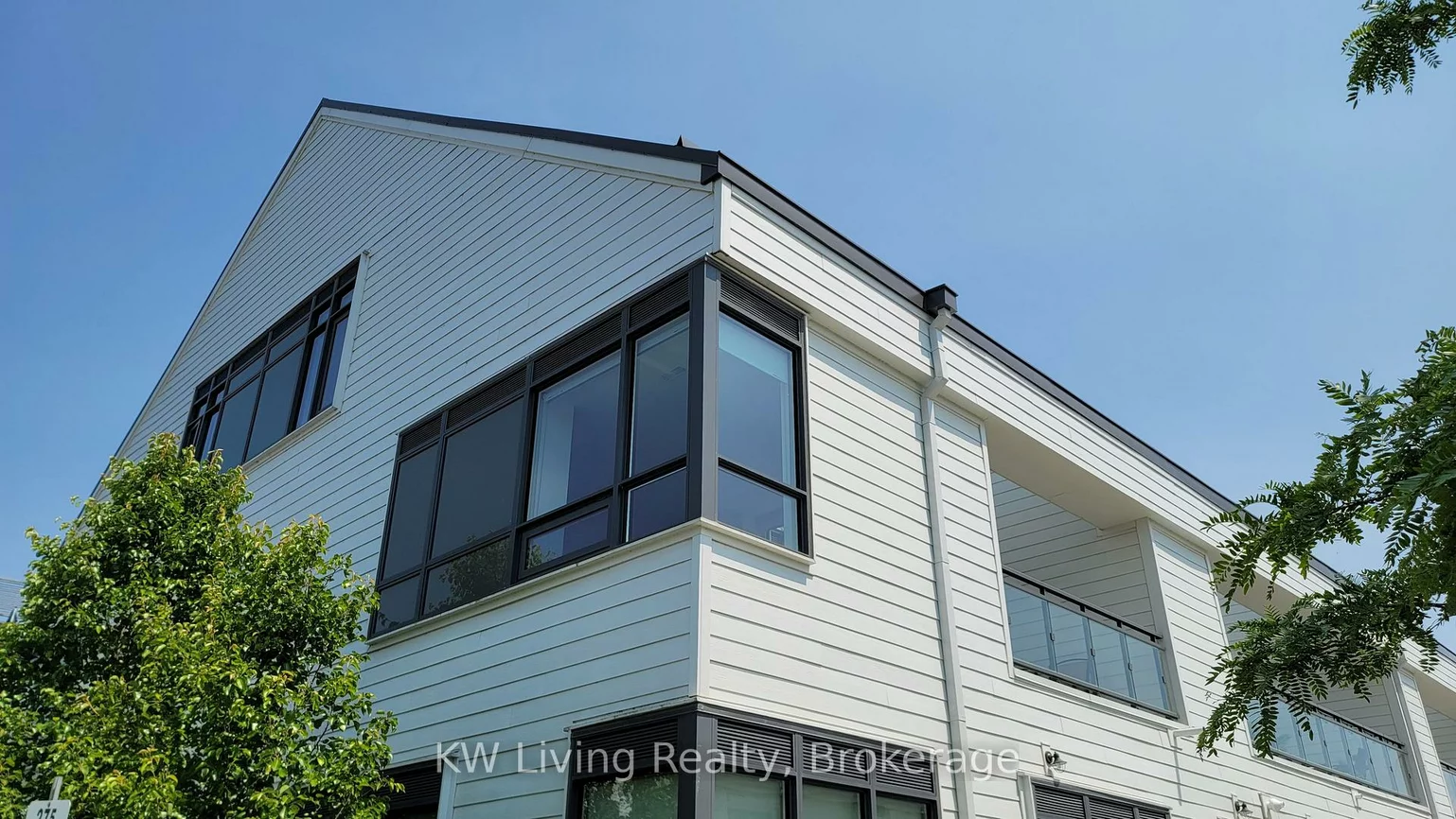 275, Broward, Rural Innisfil, Innisfil