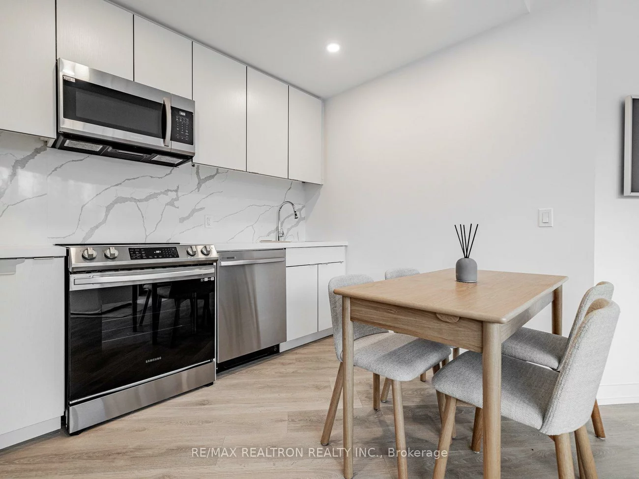 415, Sea Ray, Rural Innisfil, Innisfil