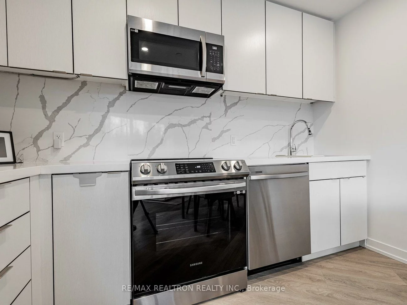 415, Sea Ray, Rural Innisfil, Innisfil