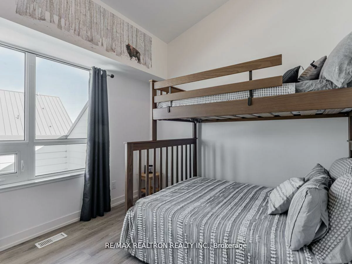 247, Broward, Rural Innisfil, Innisfil