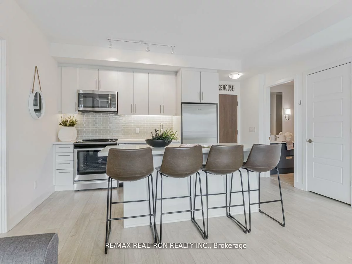 301, Sea Ray, Rural Innisfil, Innisfil