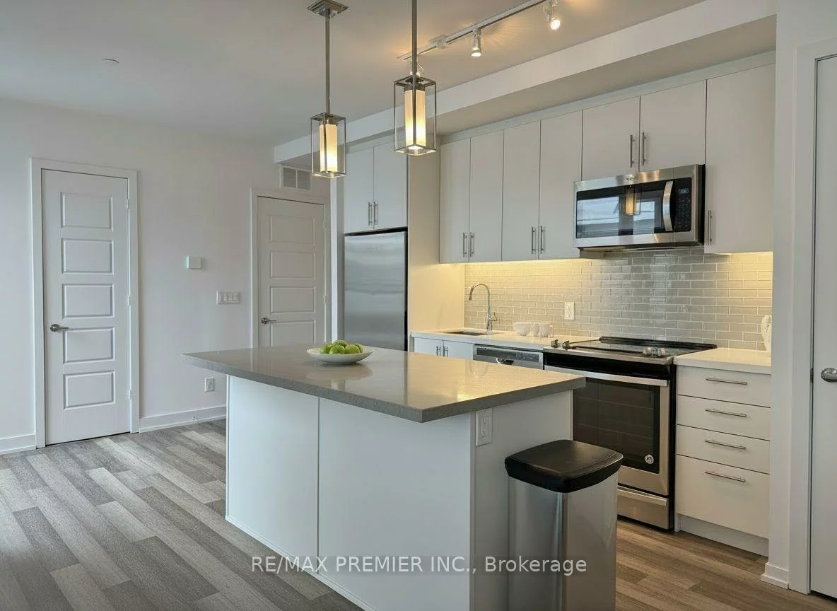 303, Broward, Rural Innisfil, Innisfil