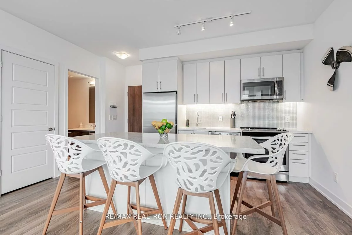 301, Sea Ray, Rural Innisfil, Innisfil