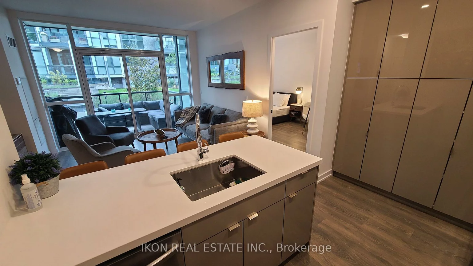 415, Sea Ray, Rural Innisfil, Innisfil