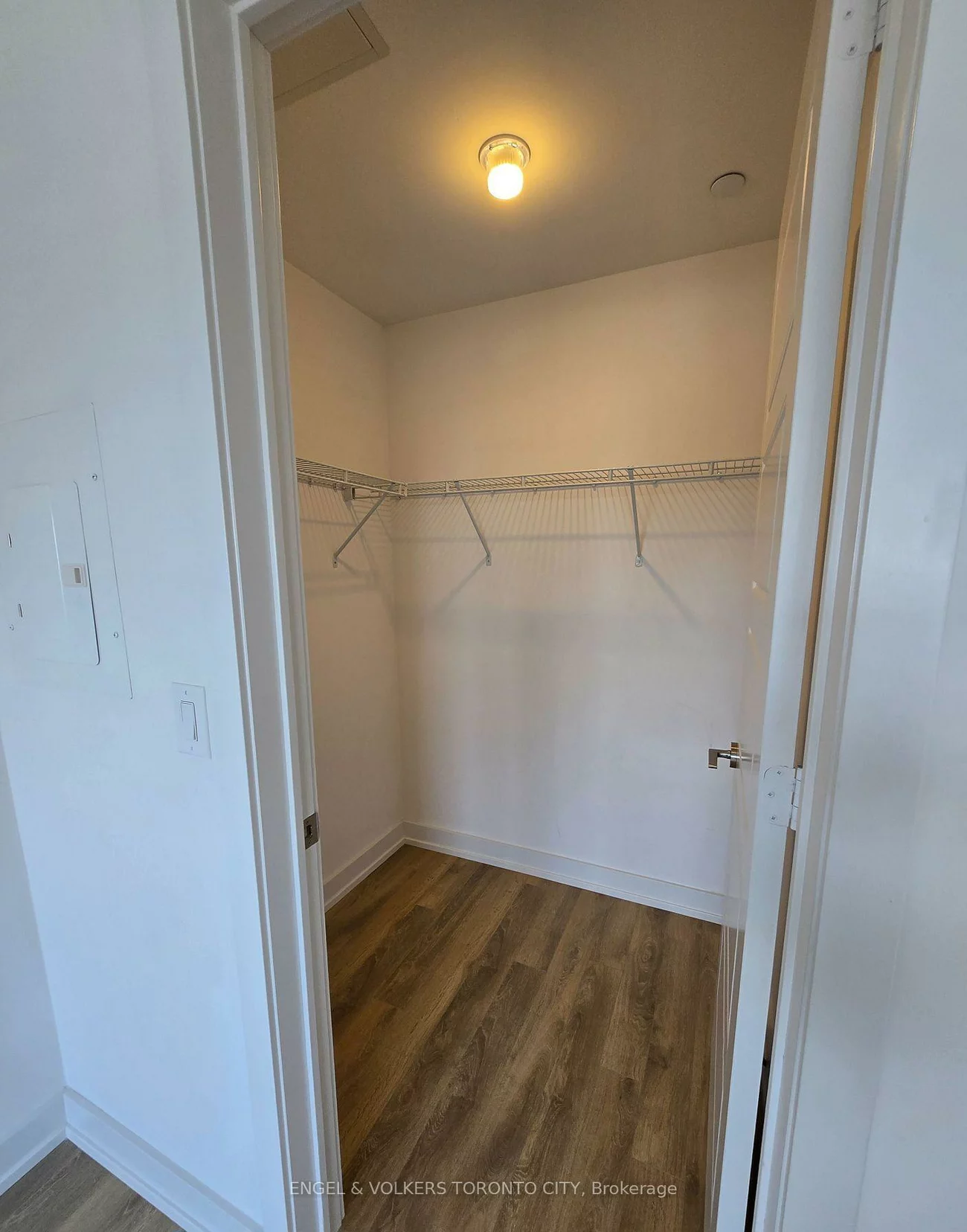 331, Broward, Rural Innisfil, Innisfil