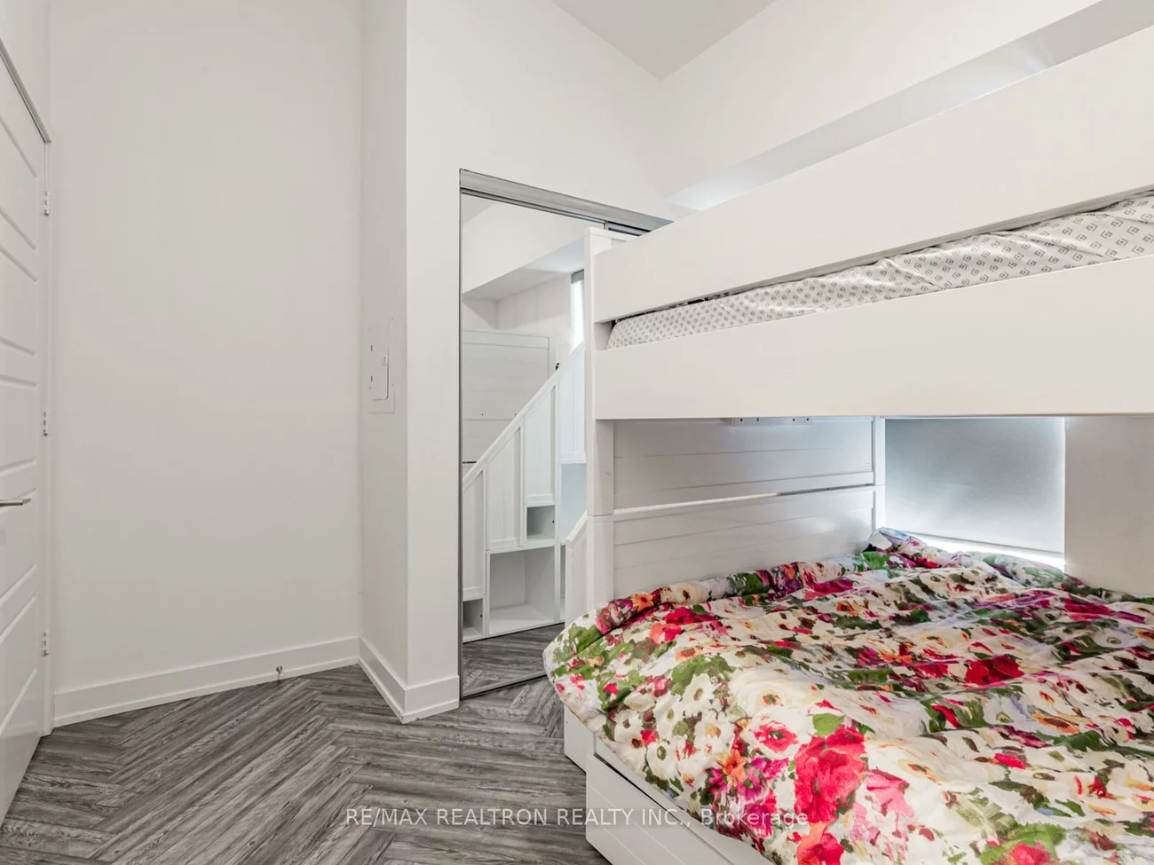 331, Broward, Rural Innisfil, Innisfil