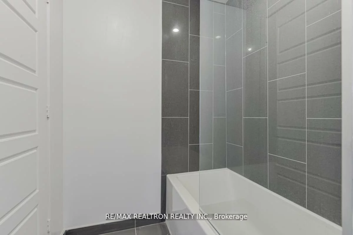 303, Broward, Rural Innisfil, Innisfil