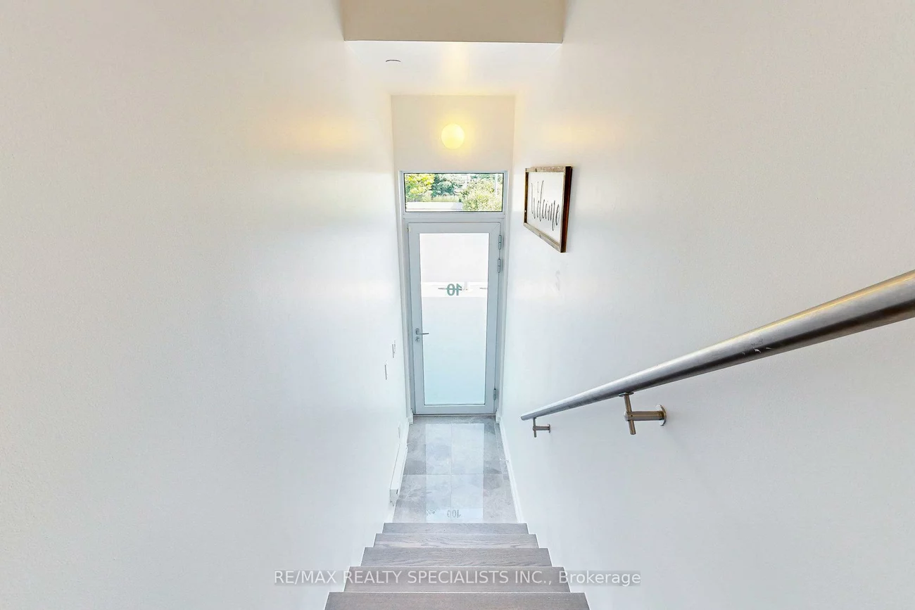 233, Broward, Rural Innisfil, Innisfil