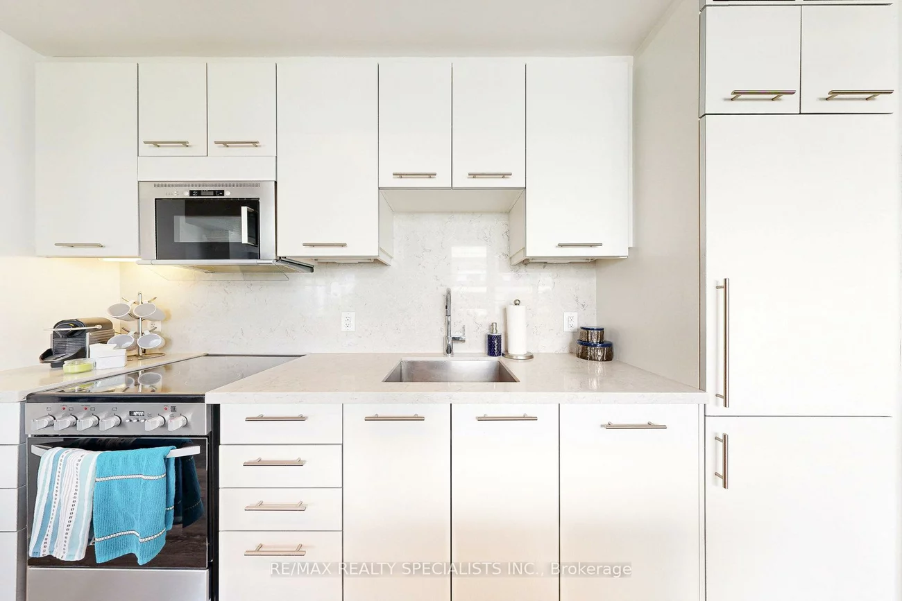 233, Broward, Rural Innisfil, Innisfil