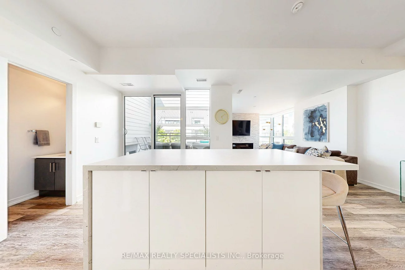 233, Broward, Rural Innisfil, Innisfil