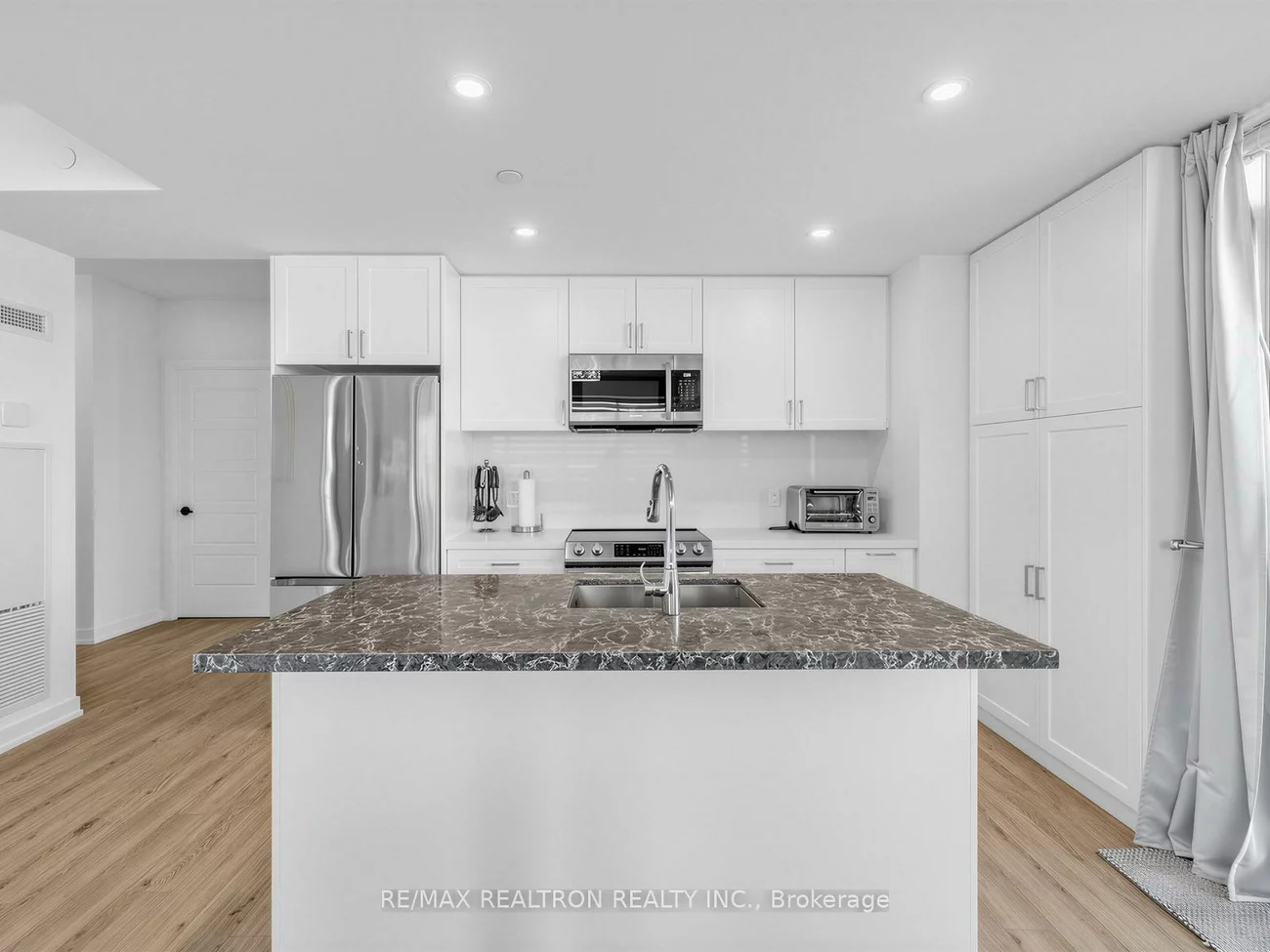 415, Sea Ray, Rural Innisfil, Innisfil