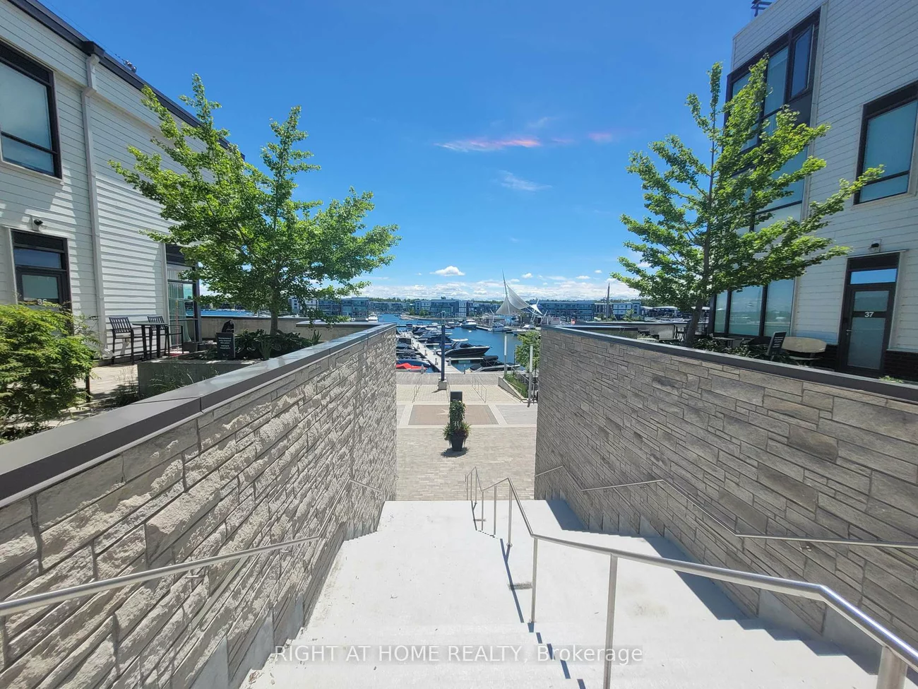 247, Broward, Rural Innisfil, Innisfil