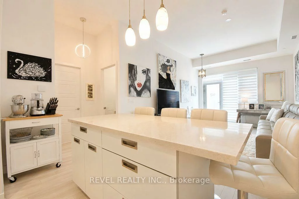 331, Broward, Rural Innisfil, Innisfil