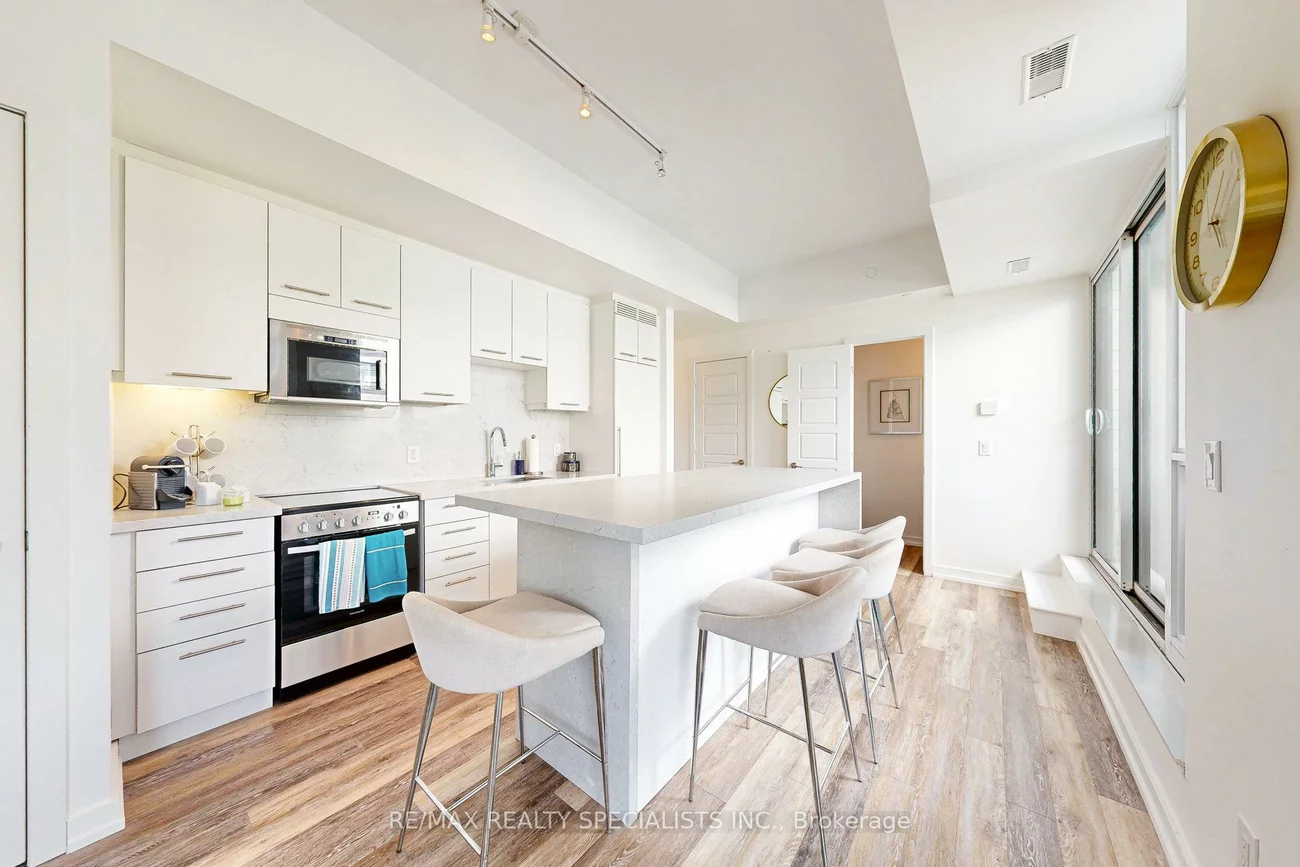 233, Broward, Rural Innisfil, Innisfil