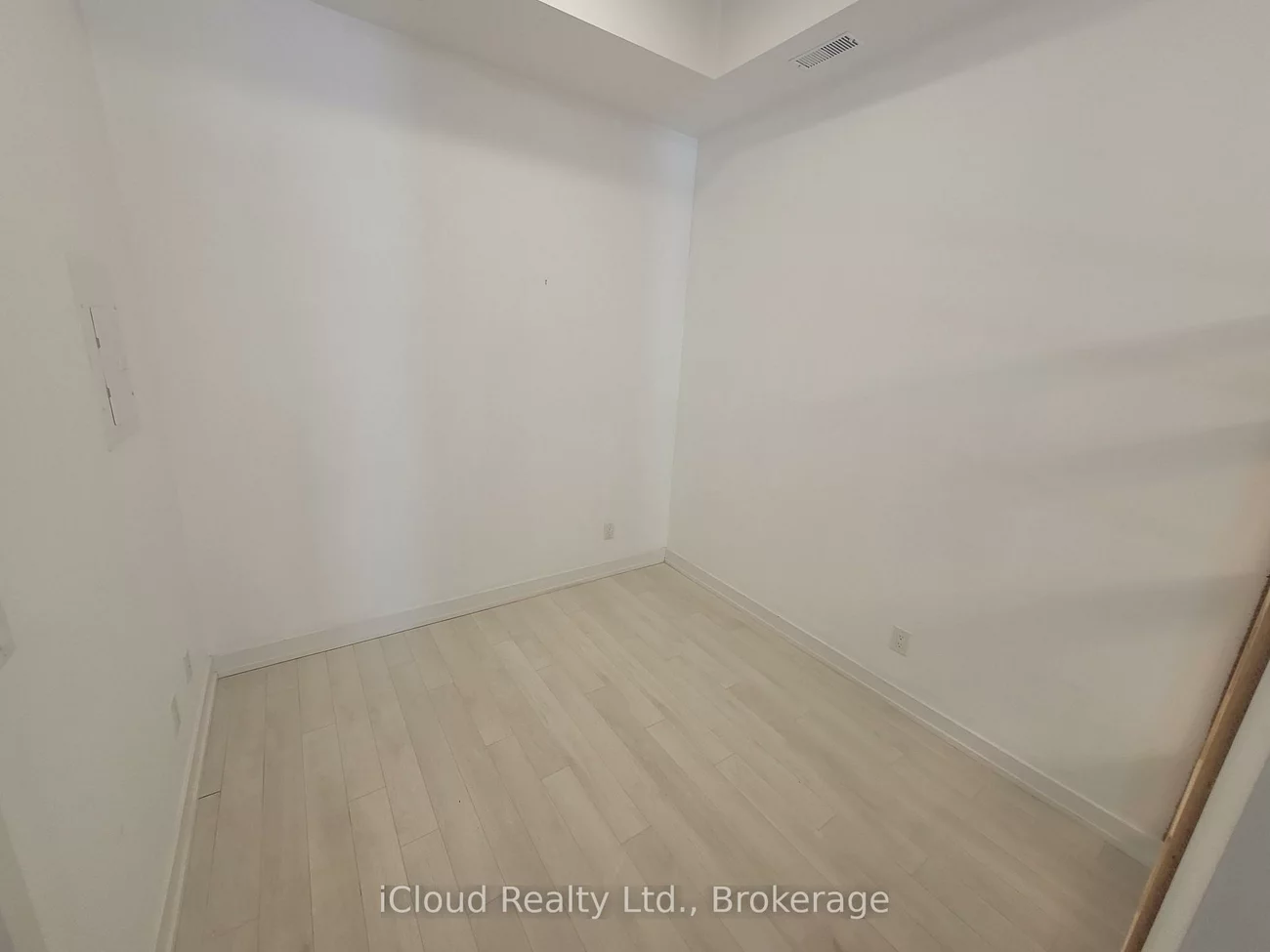 247, Broward, Rural Innisfil, Innisfil