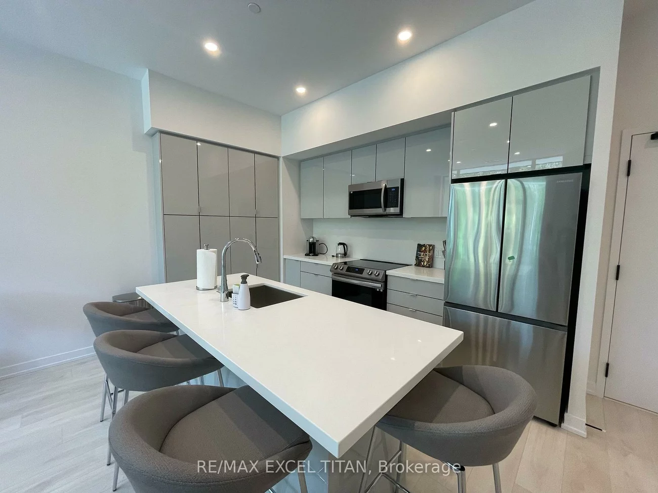 415, Sea Ray, Rural Innisfil, Innisfil