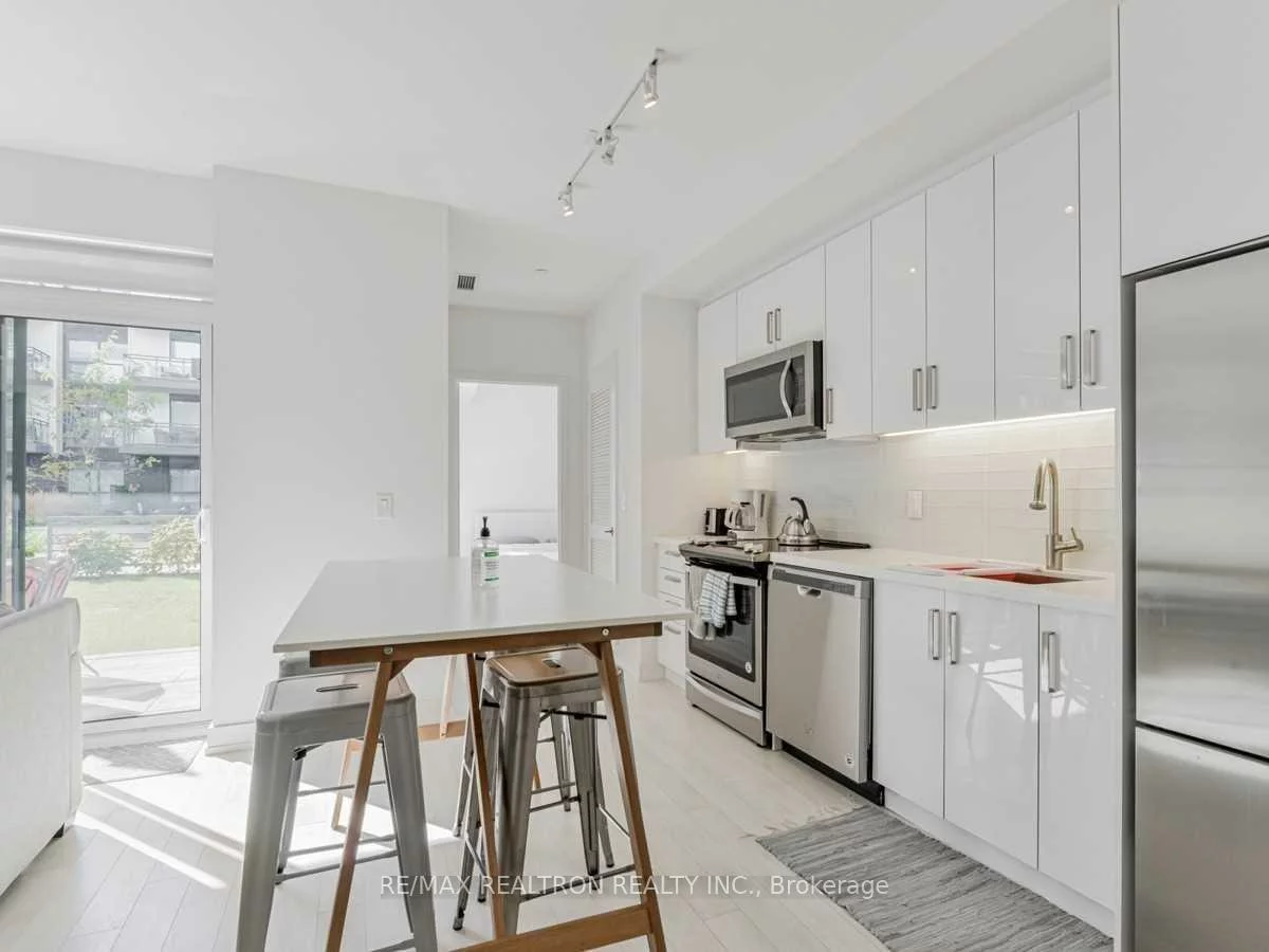 301, Sea Ray, Rural Innisfil, Innisfil