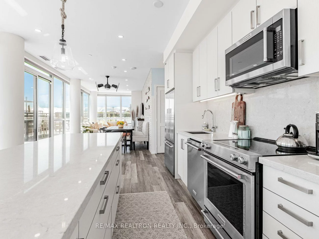 241, Sea Ray, Rural Innisfil, Innisfil