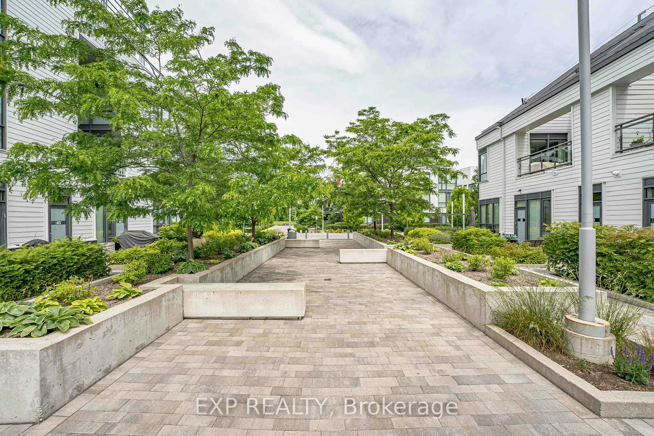 247, Broward, Rural Innisfil, Innisfil