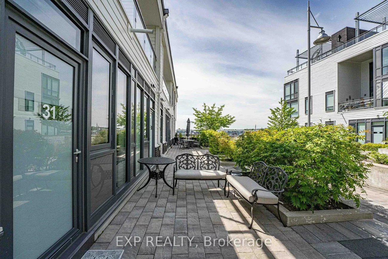 247, Broward, Rural Innisfil, Innisfil