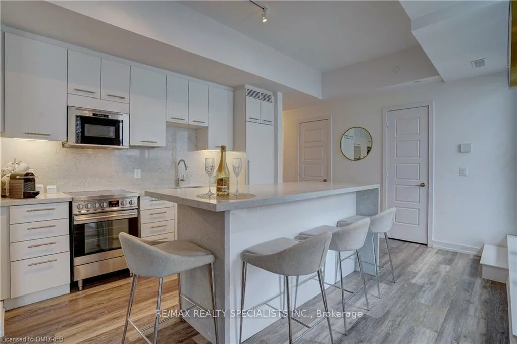 233, Broward, Rural Innisfil, Innisfil