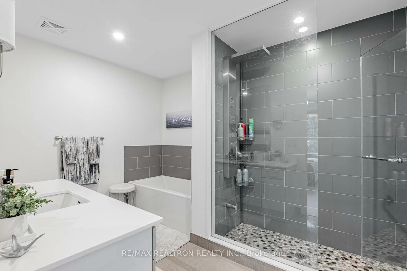 333, Sea Ray, Rural Innisfil, Innisfil