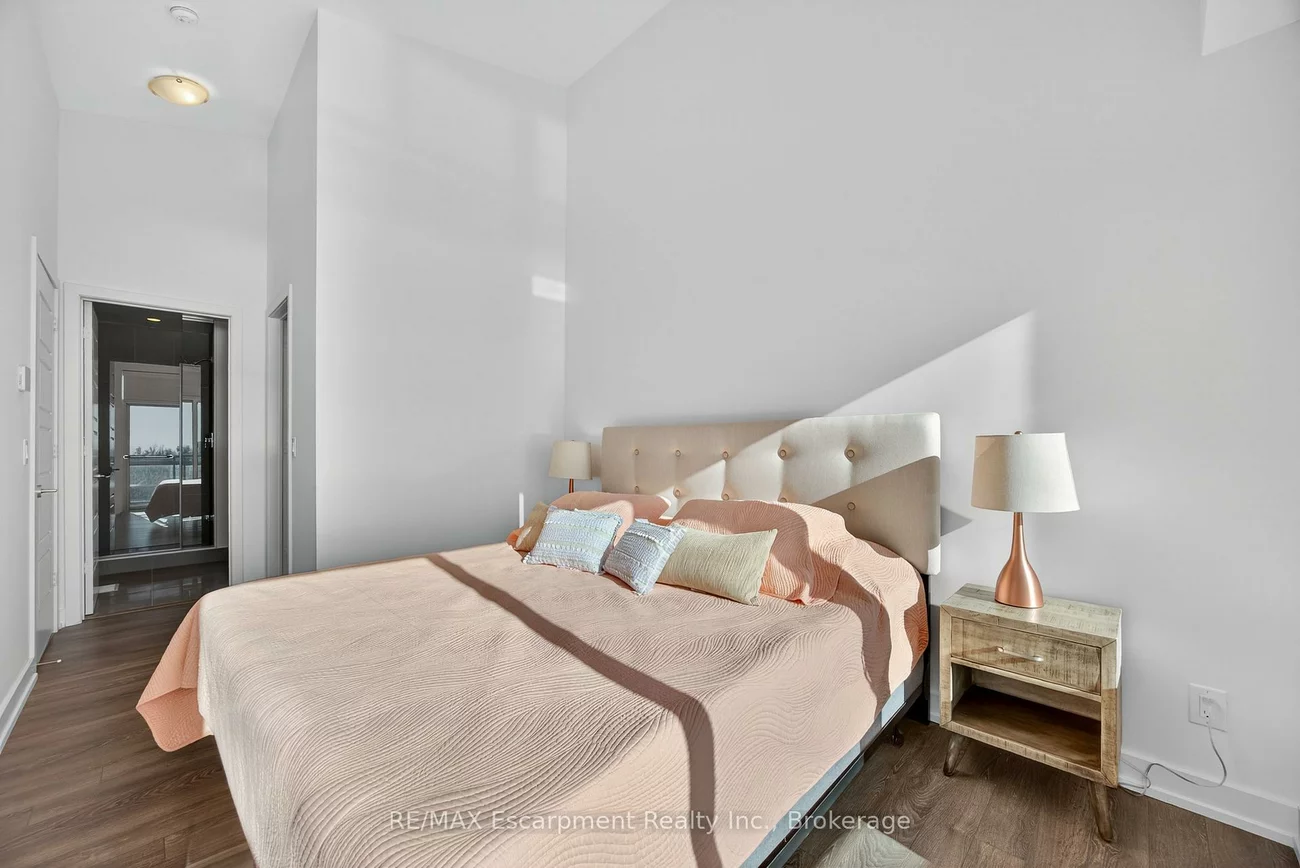 317, Broward, Rural Innisfil, Innisfil