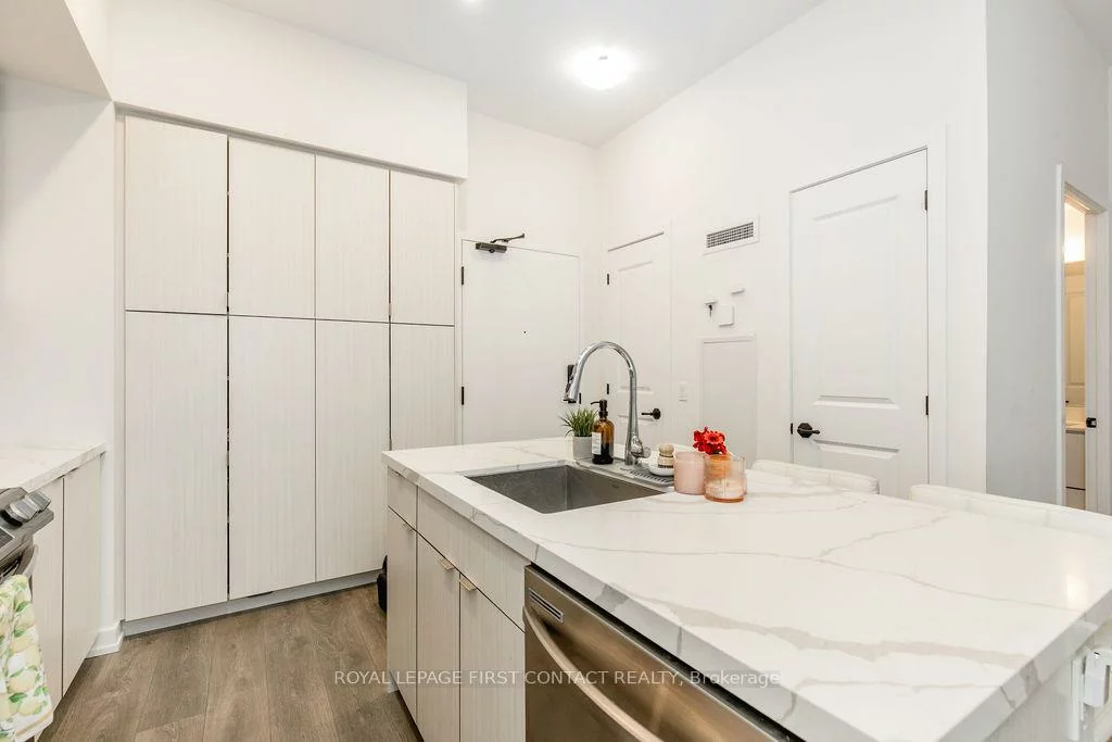 415, Sea Ray, Rural Innisfil, Innisfil