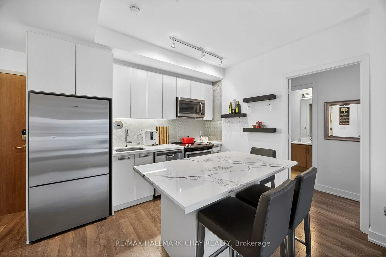 301, Sea Ray, Rural Innisfil, Innisfil