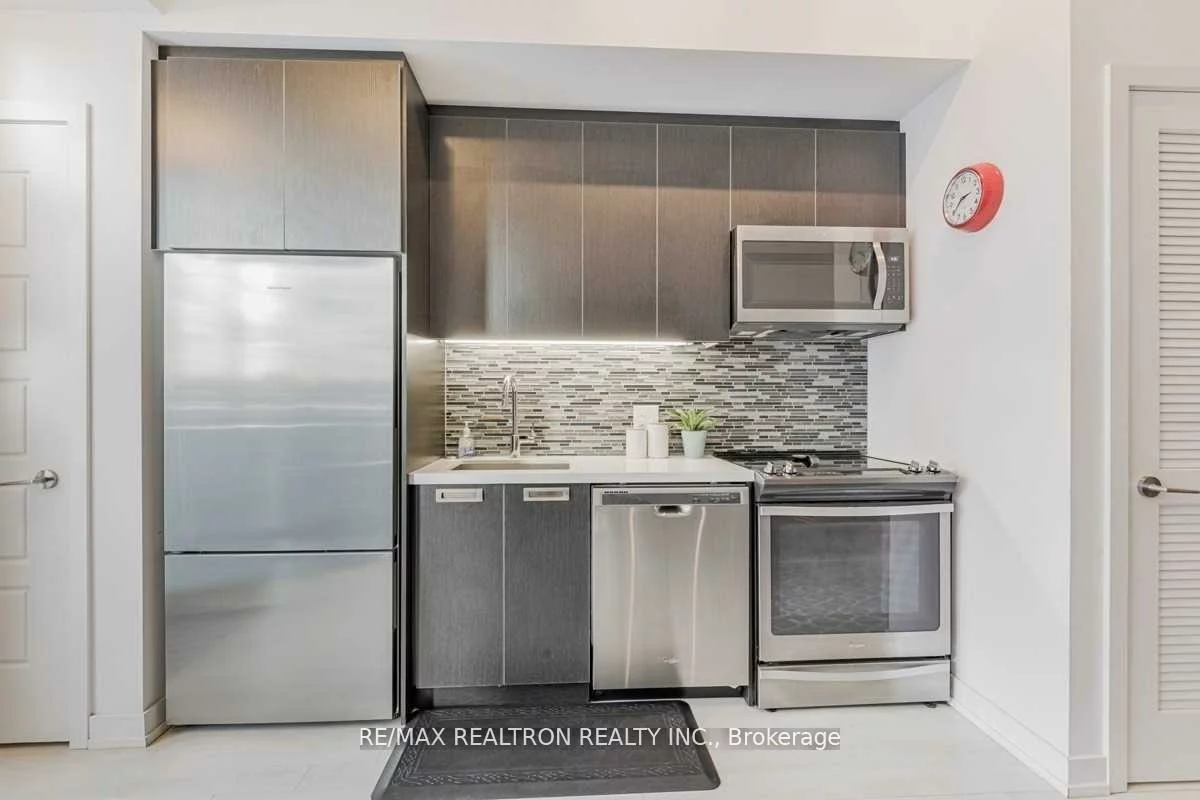 247, Broward, Rural Innisfil, Innisfil