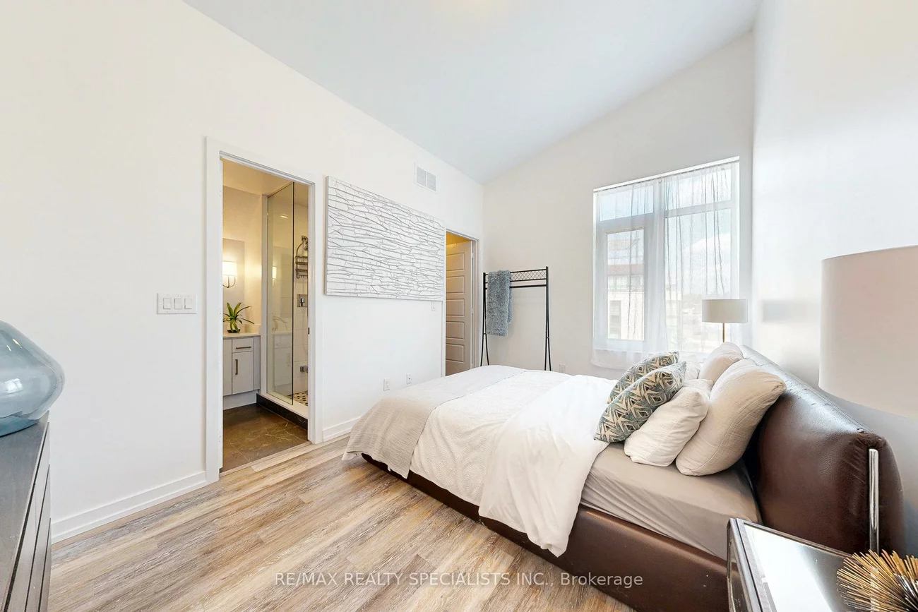 233, Broward, Rural Innisfil, Innisfil