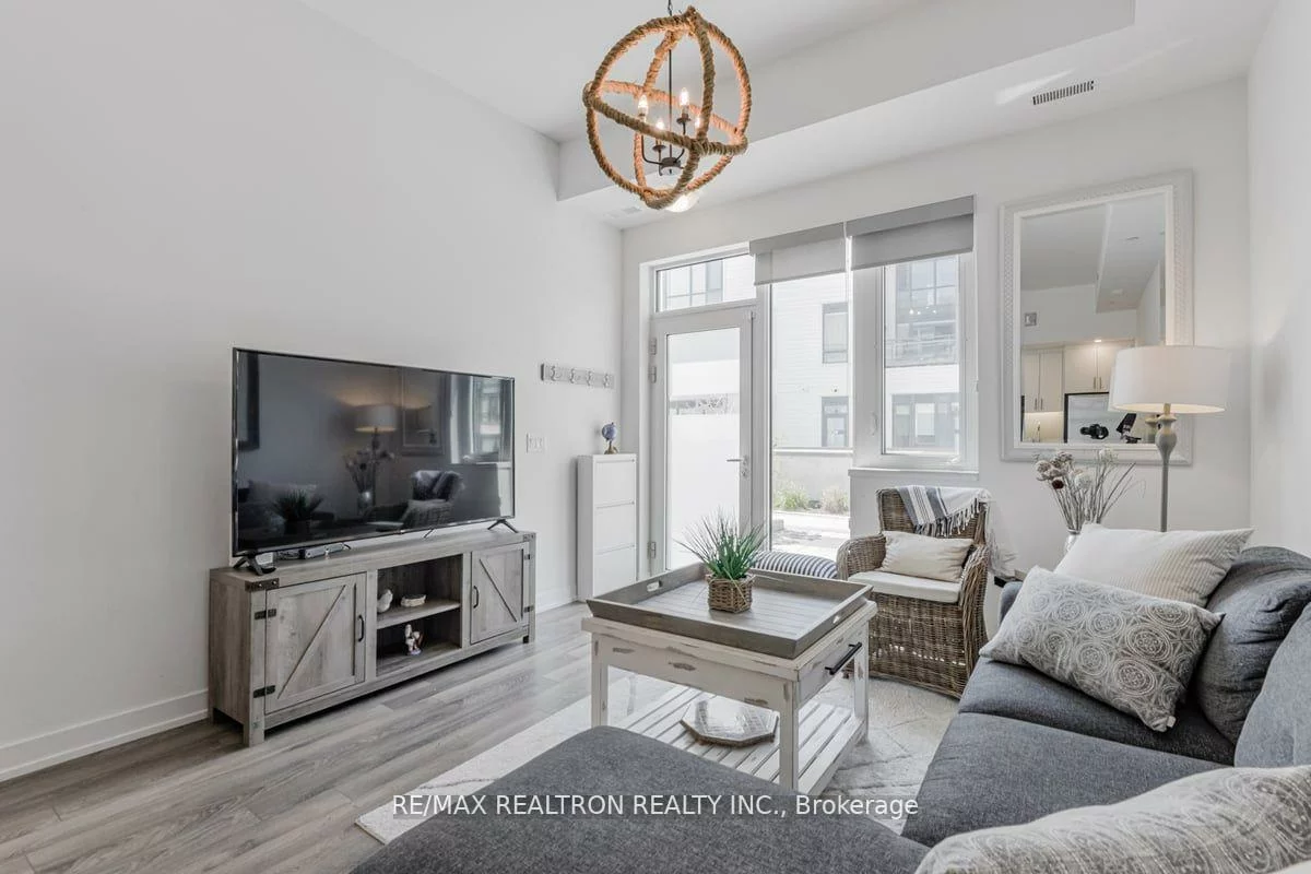 247, Broward, Rural Innisfil, Innisfil