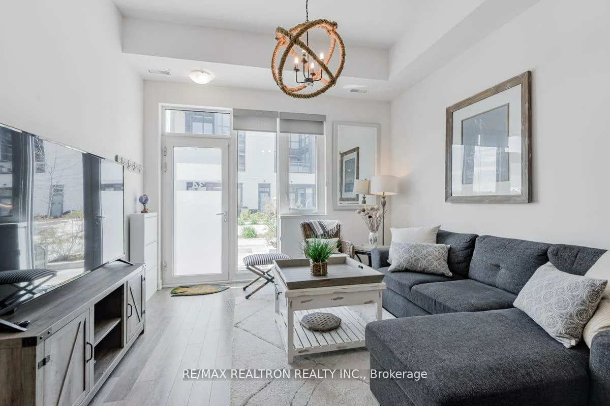 247, Broward, Rural Innisfil, Innisfil