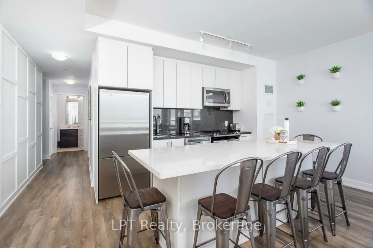 301, Sea Ray, Rural Innisfil, Innisfil