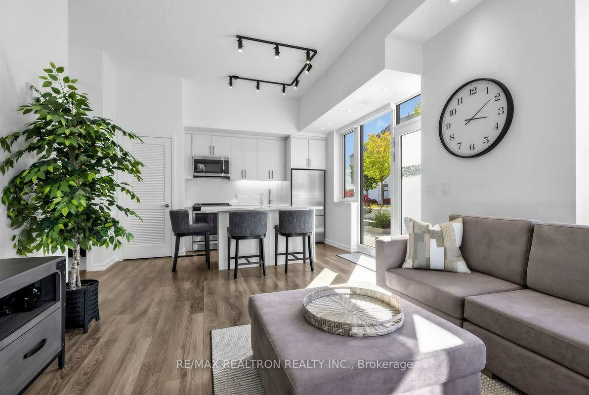 233, Broward, Rural Innisfil, Innisfil