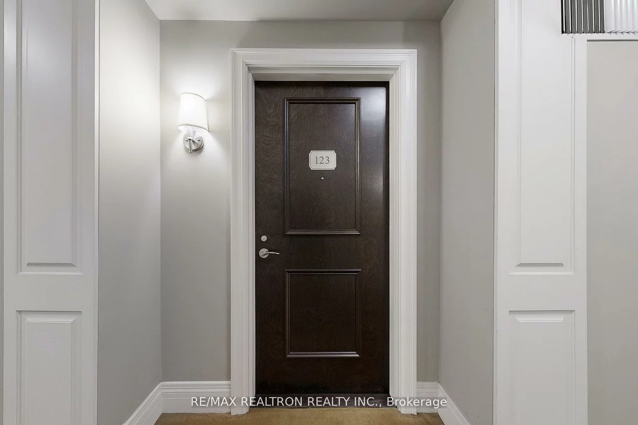 80, Burns, King City, King