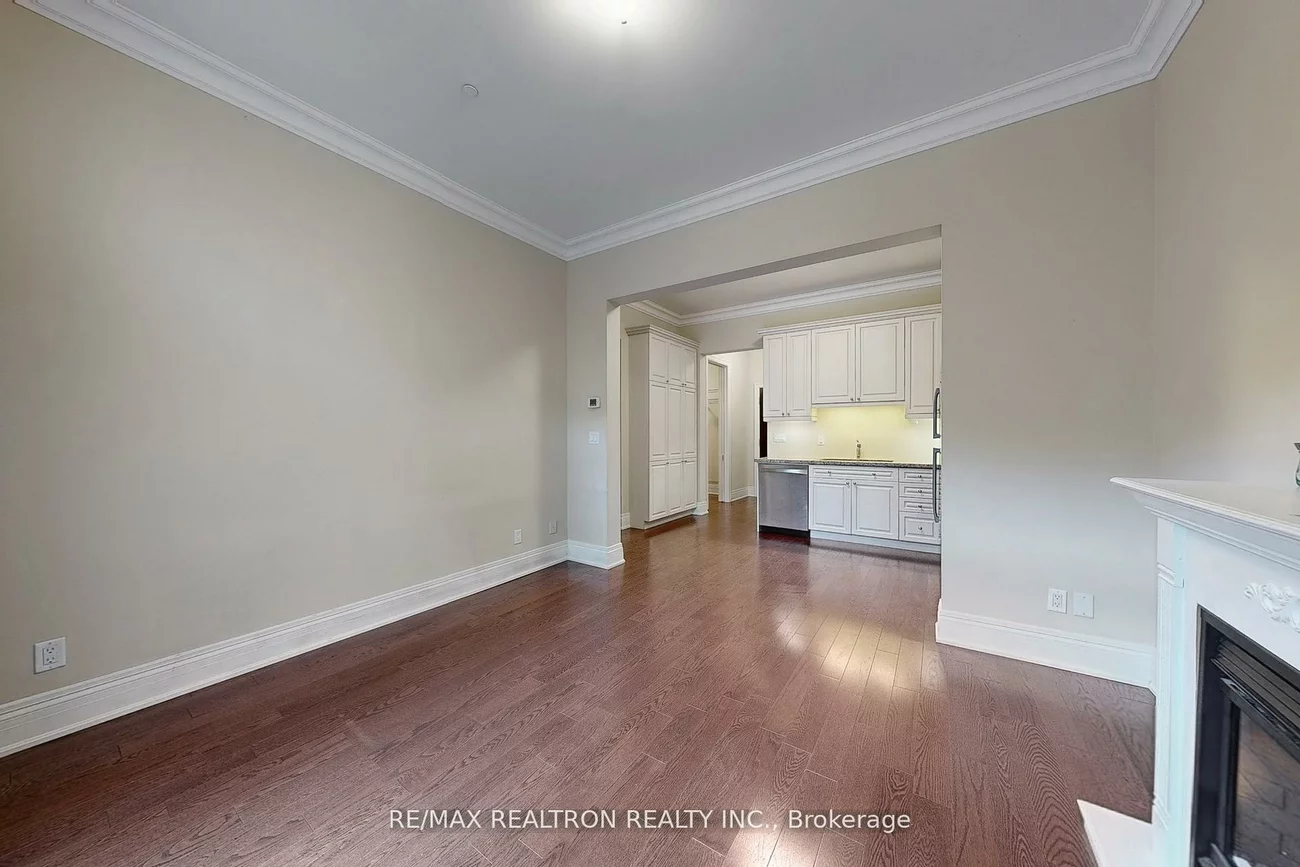 80, Burns, King City, King